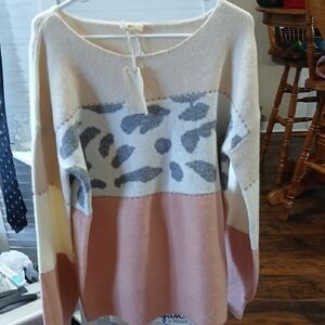 Hem & Thread Blush, Cream & Gray Leopard-Panel Pullover